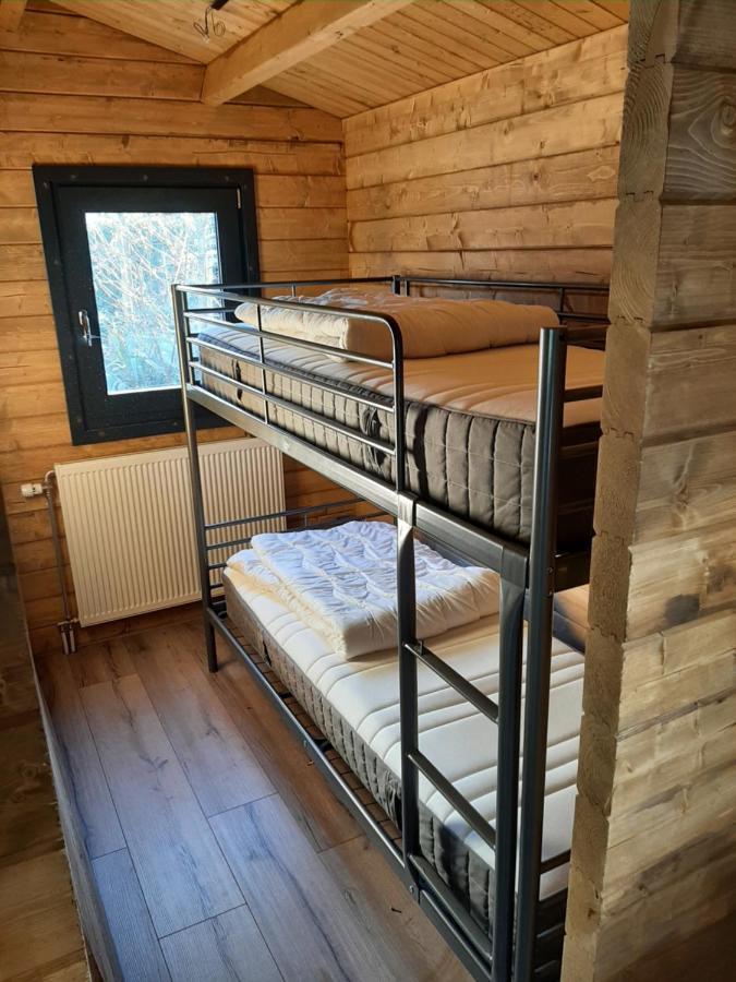 3 Slaapkamer Blokhut Met Opgemaakte Bedden Villa Putten Exteriör bild