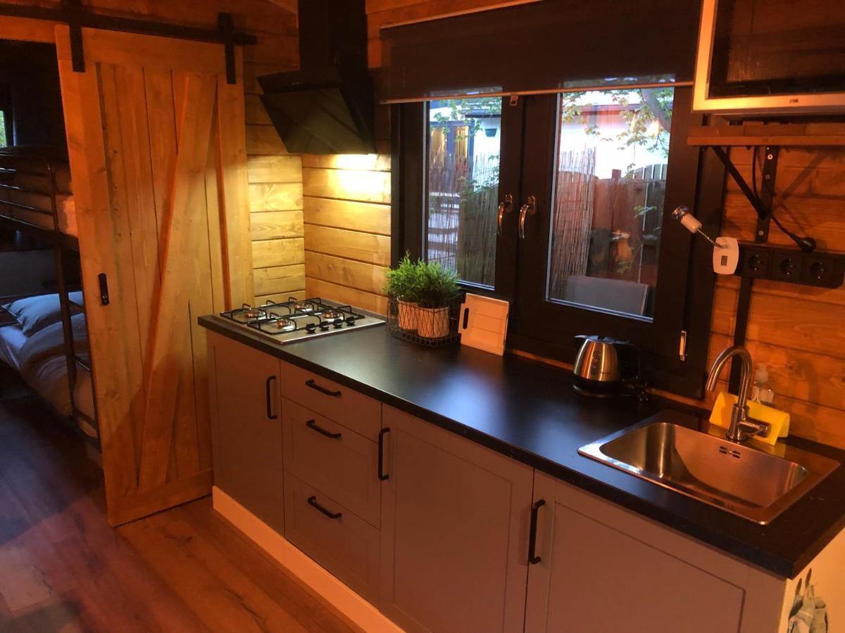 3 Slaapkamer Blokhut Met Opgemaakte Bedden Villa Putten Exteriör bild